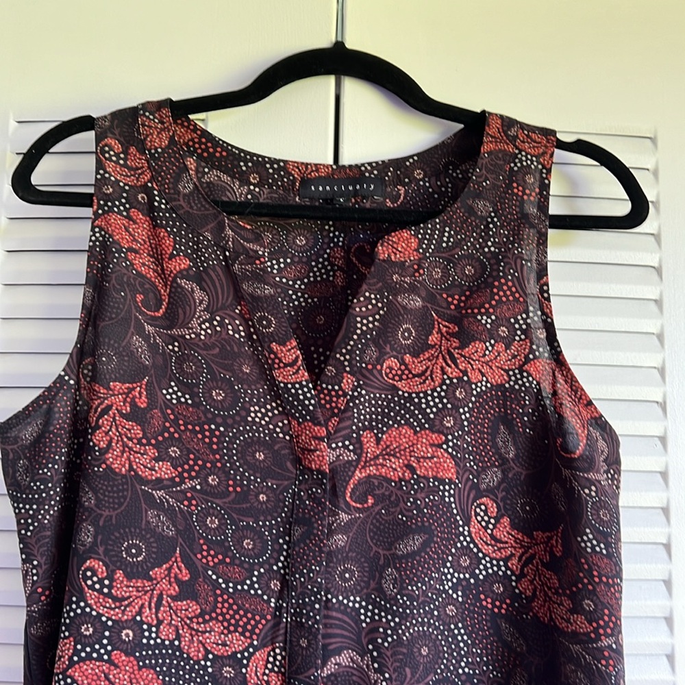 Sanctuary, sleeveless women’s button, blouse, floral and leaf design size large. - Picture 2 of 6